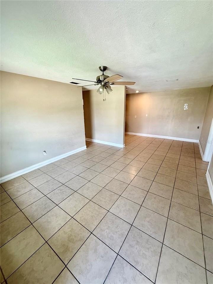 3328 Coleman Pl - Photo 3 of 14