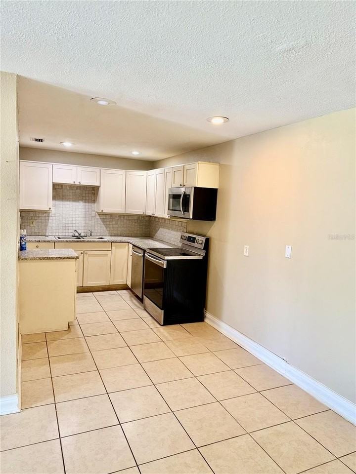 3328 Coleman Pl - Photo 6 of 14