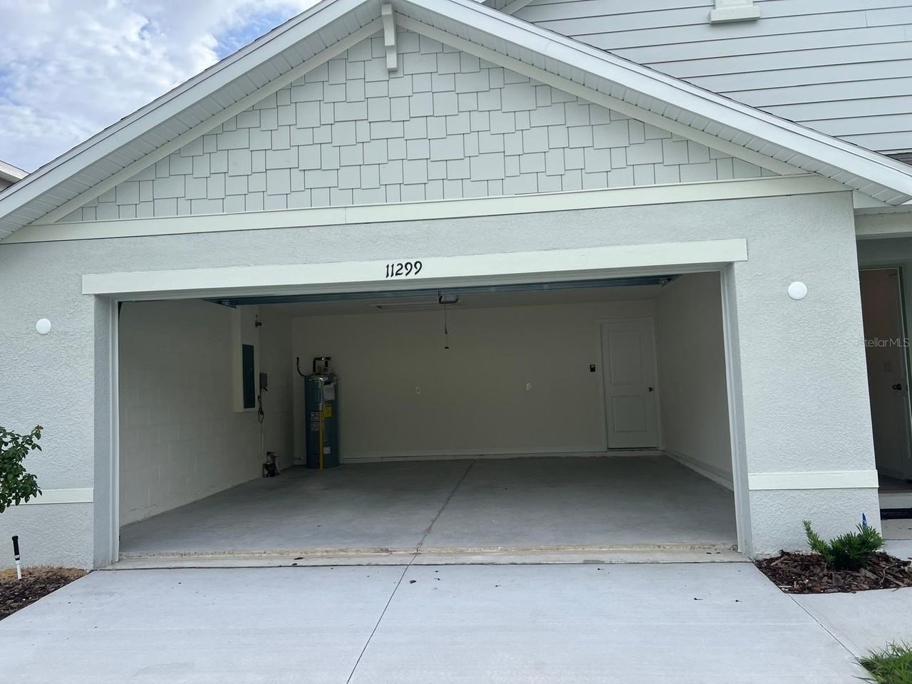 11299 Se 67th Cir - Photo 2 of 22