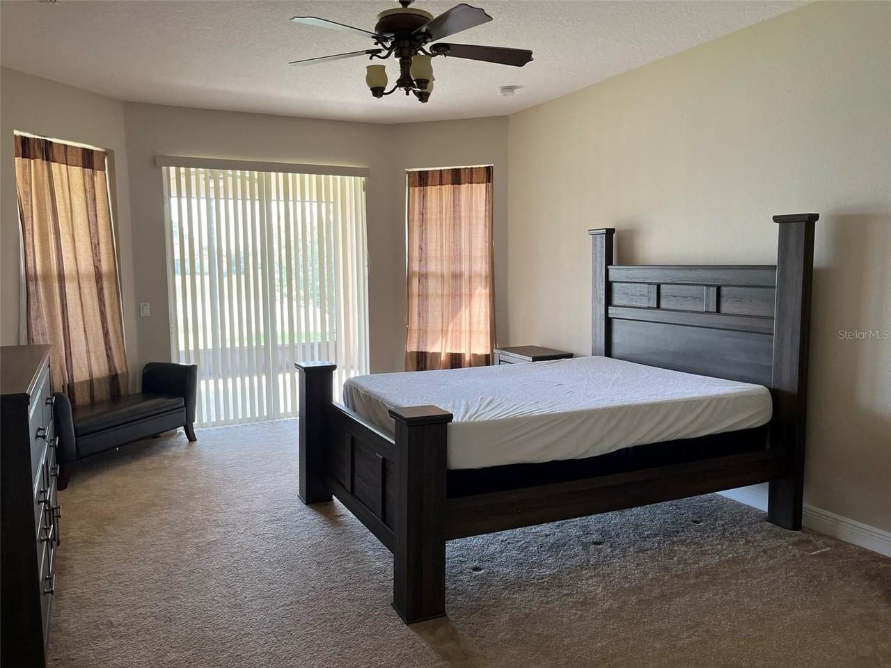 3817 Golden Feather Way - Photo 7 of 27