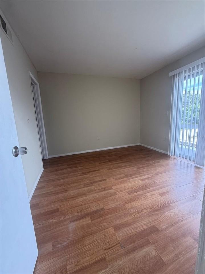 1015 Sumner St #1019 - Photo 7 of 7