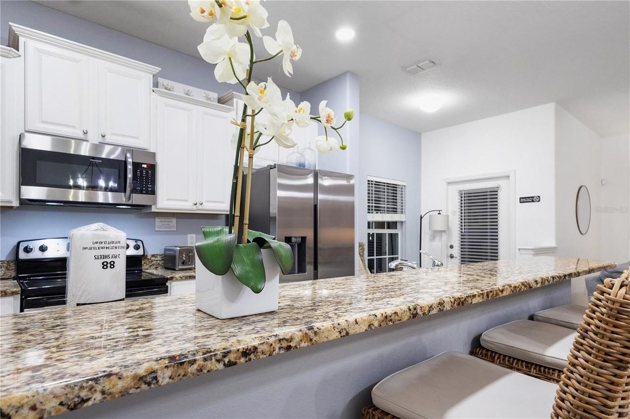 8966 Cat Palm Rd - Photo 3 of 36