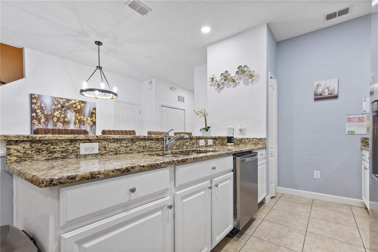 8966 Cat Palm Rd - Photo 7 of 36