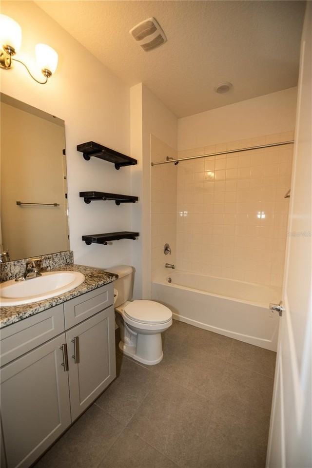 11939 Cross Vine Dr - Photo 6 of 37