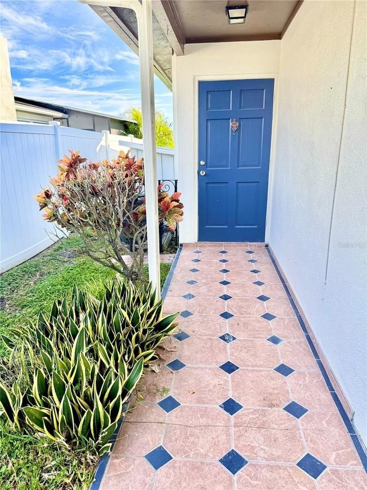 4528 Floramar Ter - Photo 6 of 31