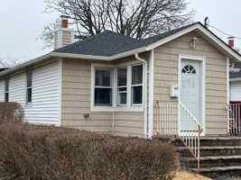 featured image of 1048 Cornwell Ave