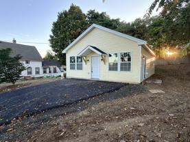 24 Creeper Hill Rd #R - Photo 1 of 1