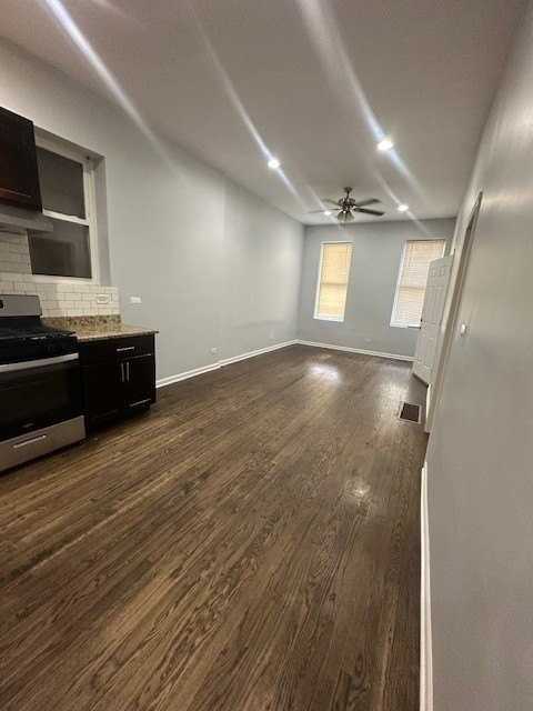 2829 W Polk St #1 - Photo 4 of 6