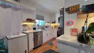 2327 Langdale Ave - Photo 1 of 1