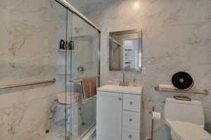 featured image of 7001 Van Noord Ave