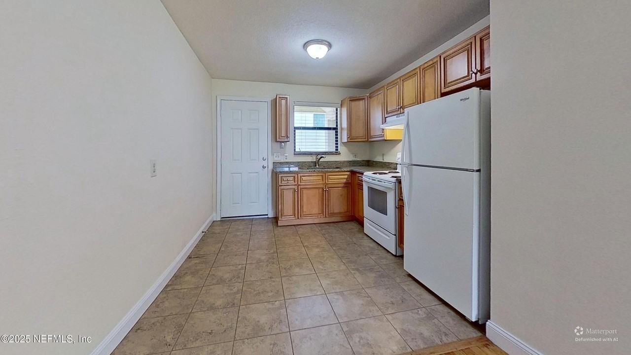 5148 Floral Bluff Rd #2 - Photo 5 of 13