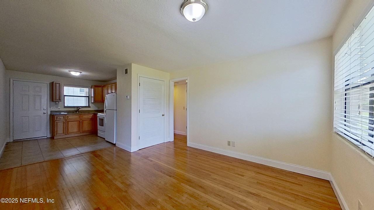 5148 Floral Bluff Rd #2 - Photo 6 of 13