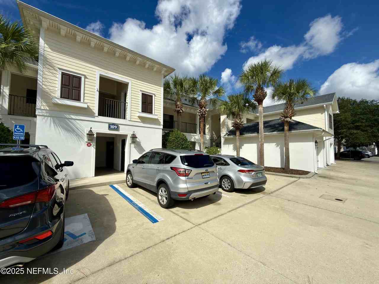 109 Laurel Wood Way #103 - Photo 3 of 43