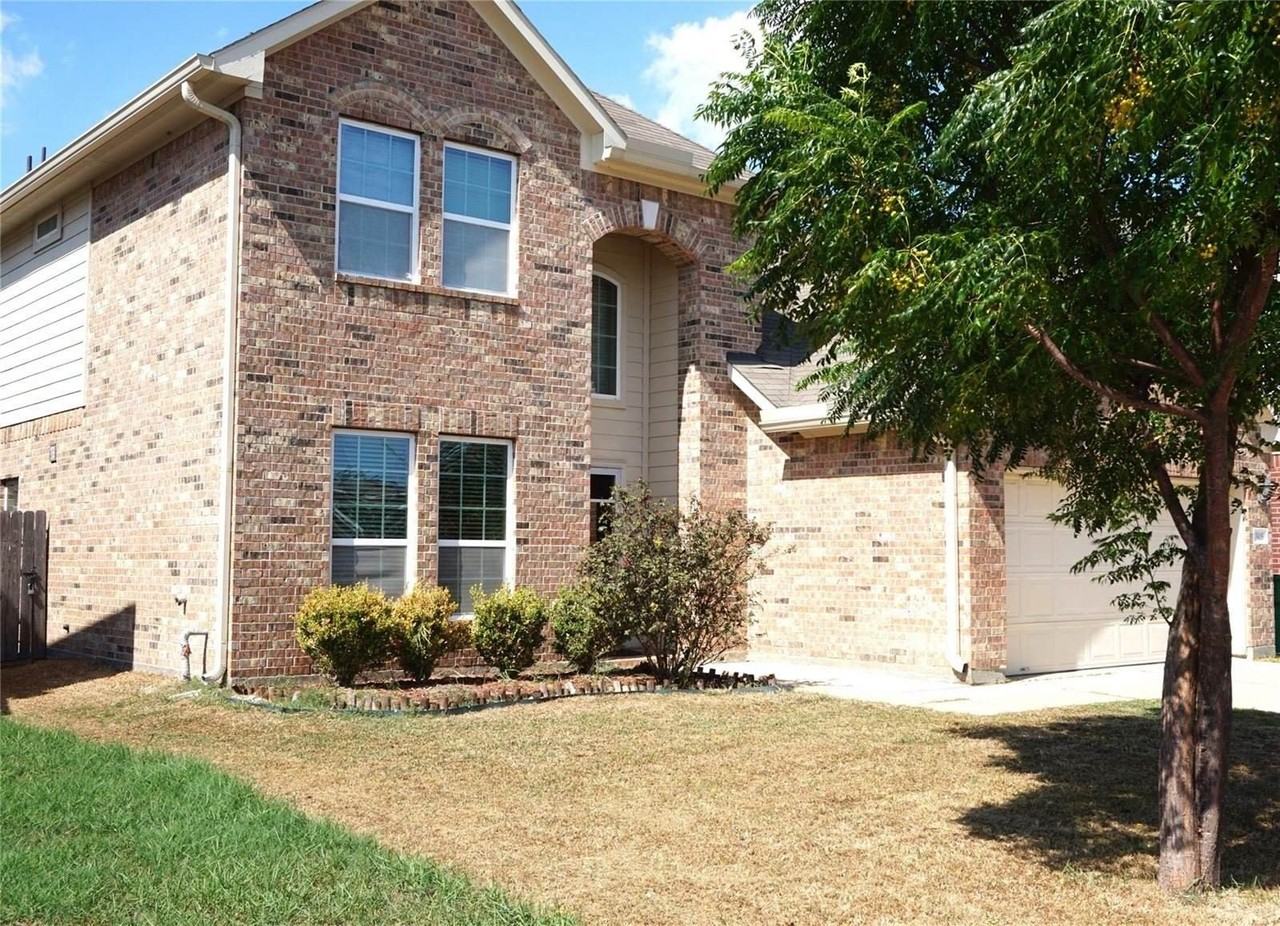 13415 Nigh Way - Photo 3 of 39