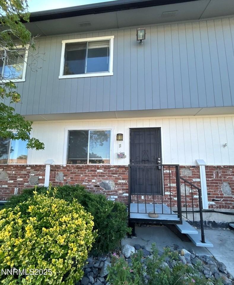 1410 East 9th Street #11