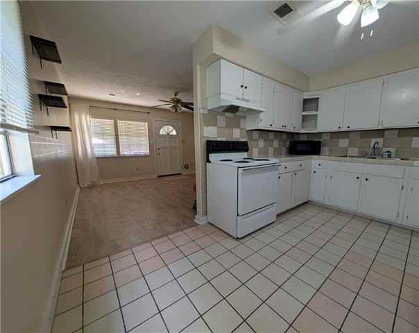 216 Maplewood Dr - Photo 4 of 11