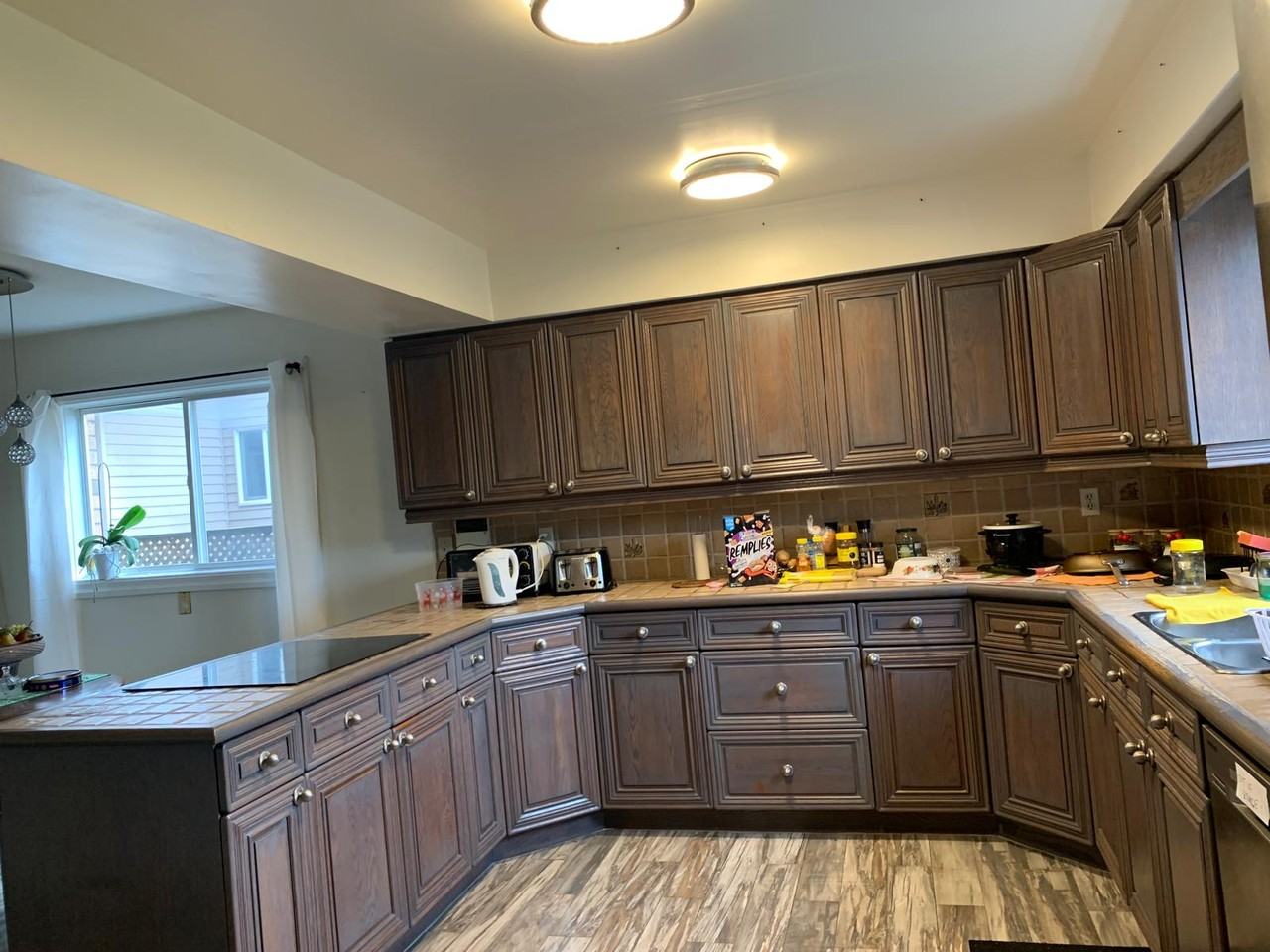 Johnson St & Grove St E - Photo 5 of 8