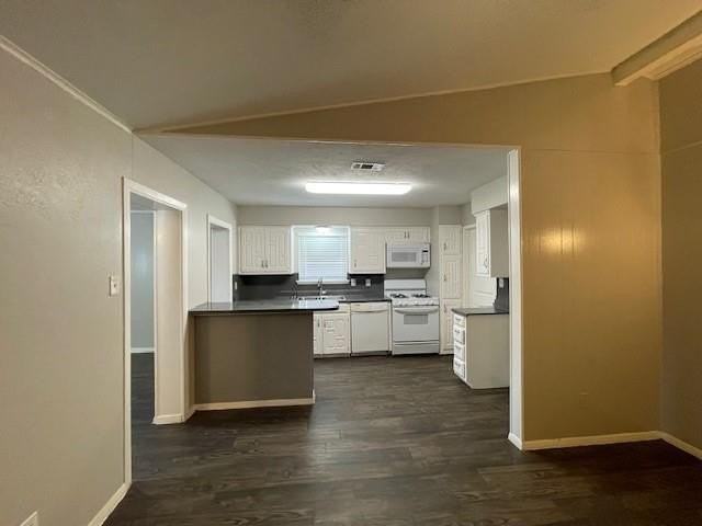 4602 Danville Dr - Photo 2 of 13