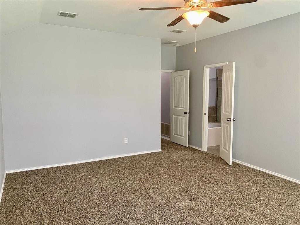 279 Oxford Dr - Photo 6 of 13