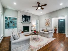 featured image of 605 Oak Ln