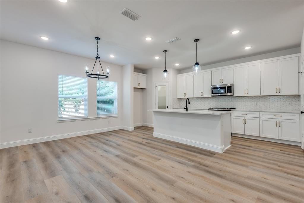 3235 Chihuahua Ave - Photo 4 of 12