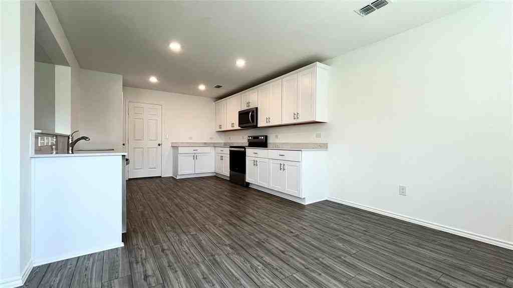 812 Poppy Cove Ln - Photo 5 of 22