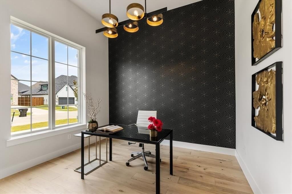 589 Pentonville Ln - Photo 3 of 20