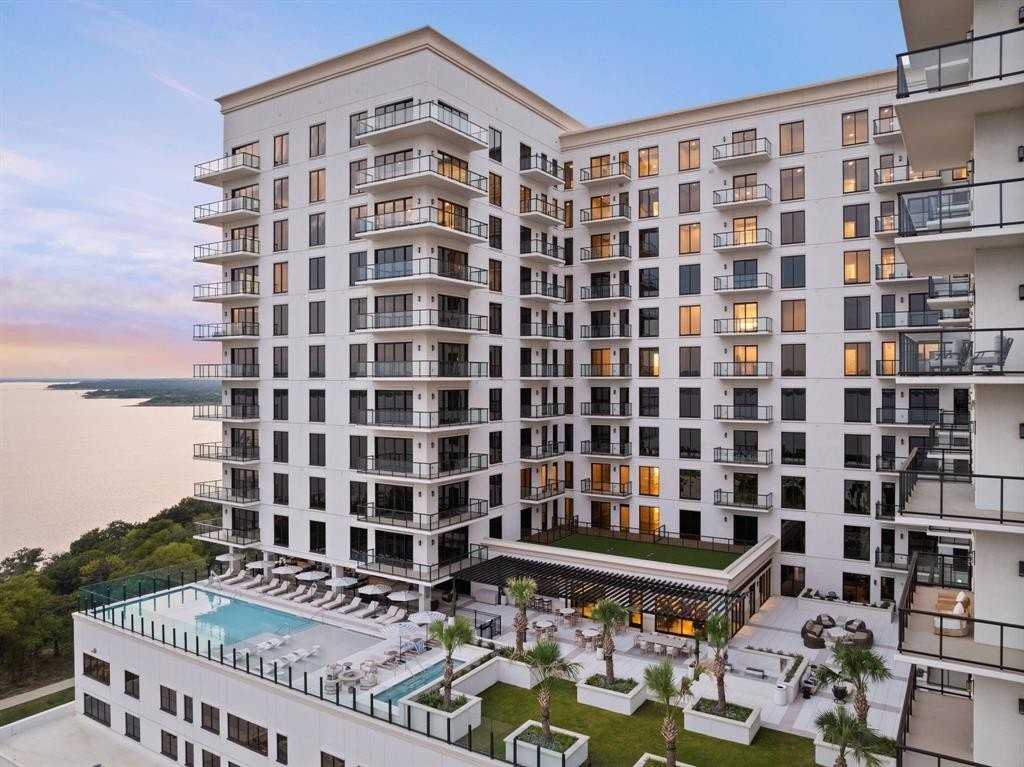 3111 Sunset Blvd #1010