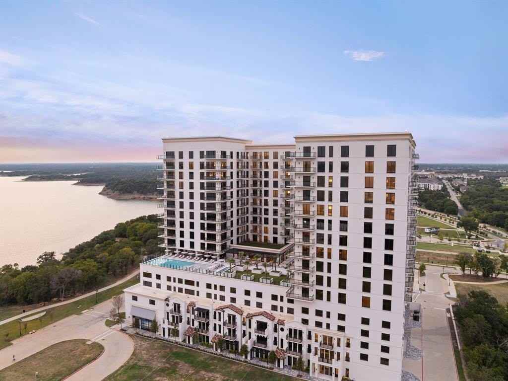 3111 Sunset Blvd #1010 - Photo 3 of 37