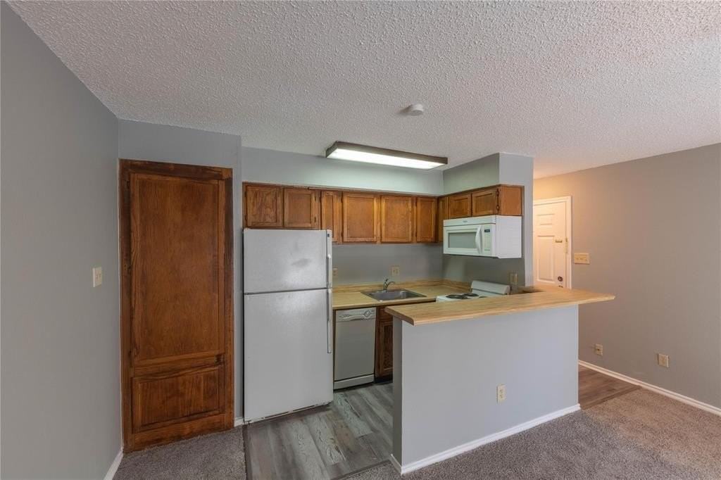 9805 Walnut St #305C