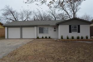 7616 Parkwood Ln - Photo 1 of 1