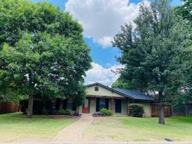 3831 Crestpark Dr - Photo 1 of 1