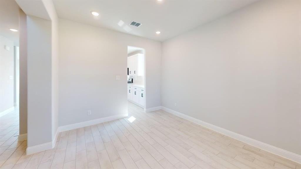 920 Lido Ln - Photo 6 of 39