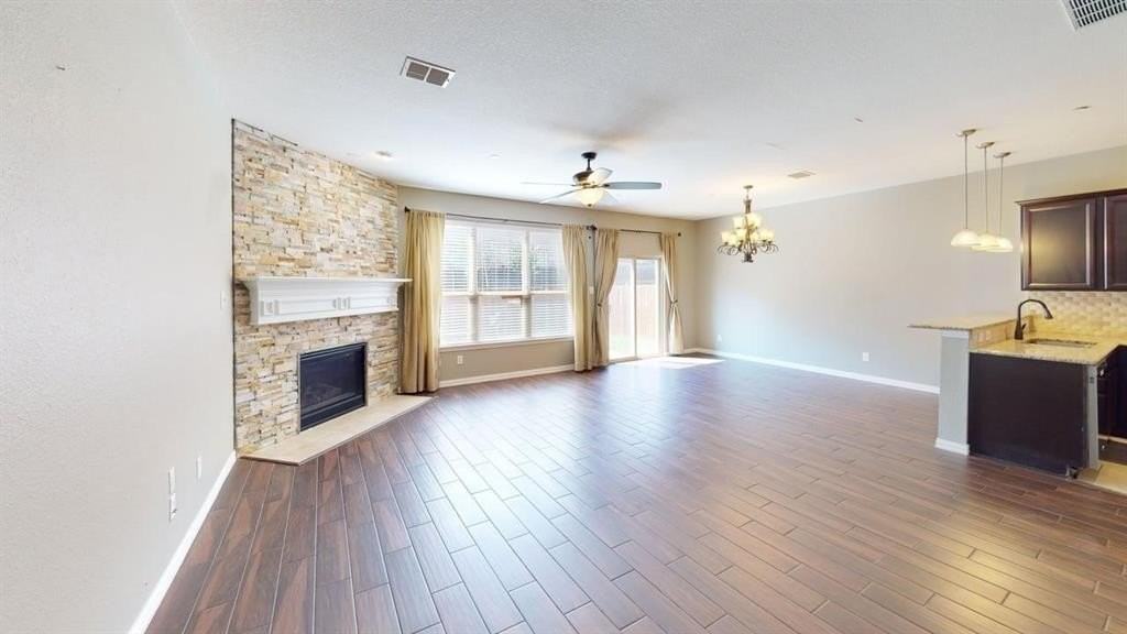 392 Dublin St - Photo 7 of 21