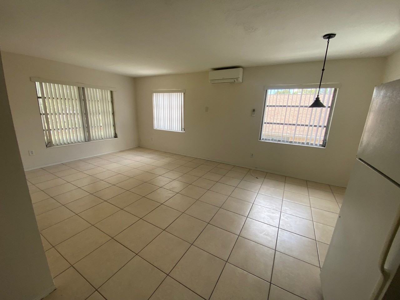 997 Sunrise Dr #4 - Photo 6 of 14