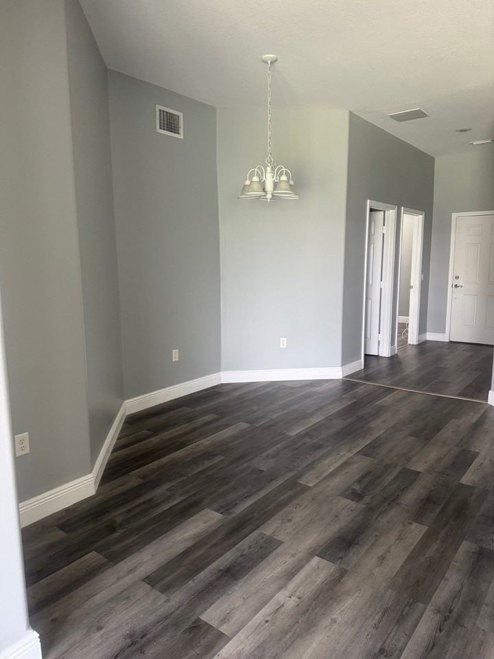 4419 Vantage Cir - Photo 4 of 25