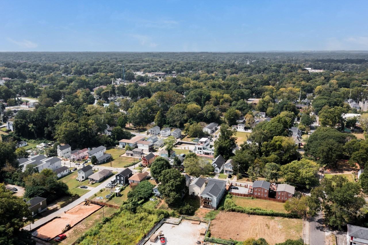 Elm St Nw - Photo 4 of 16