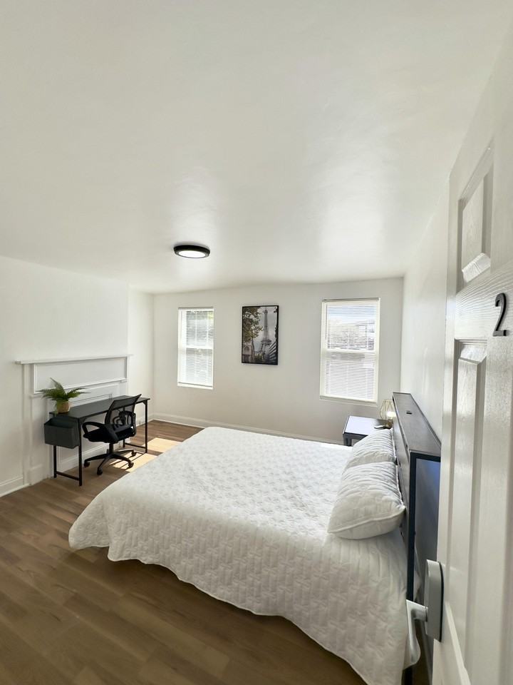 W Pratt St - Photo 7 of 10