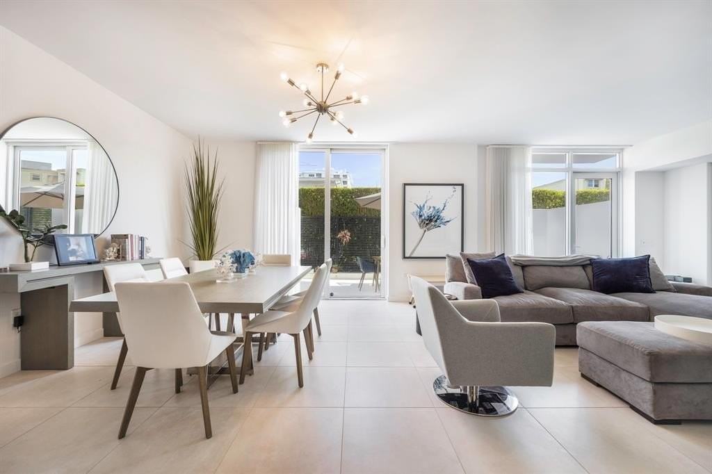 401 N Birch Rd #TH7 - Photo 4 of 33