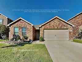 featured image of 2245 Heaton