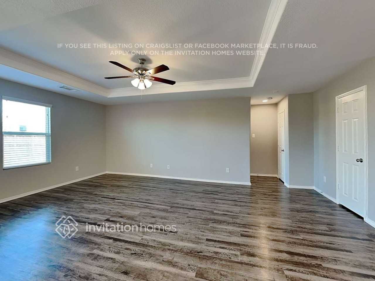 2245 Heaton - Photo 3 of 18