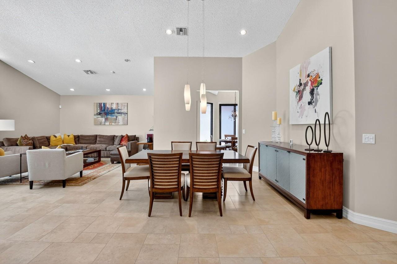 5850 Nw 21st Ave - Photo 6 of 50