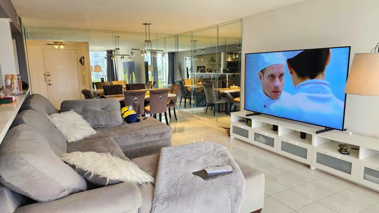 400 Leslie Dr #807 - Photo 3 of 22