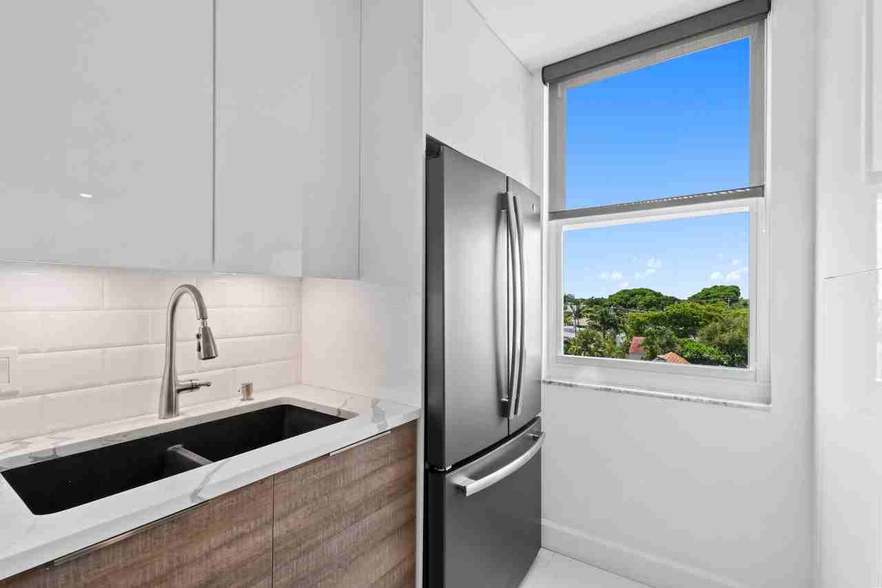 1701 S Flagler Dr #609 - Photo 7 of 31