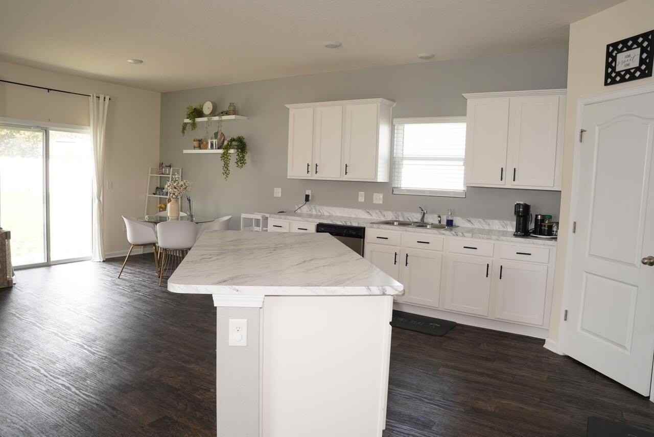 8088 Dancing Fox St - Photo 4 of 12