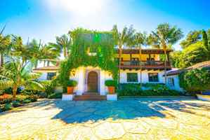 featured image of 765 Lilac Dr