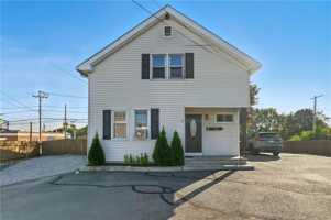 featured image of 6 Roberts St