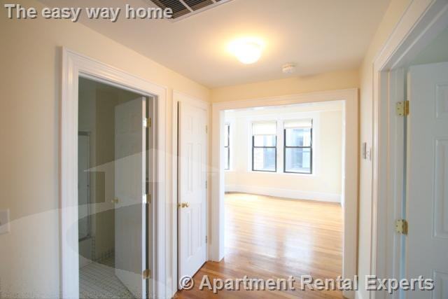 881 Massachusetts Ave #74 - Photo 2 of 16