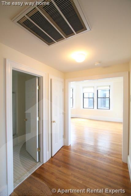 881 Massachusetts Ave #74 - Photo 3 of 16