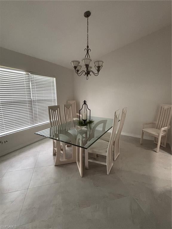 293 Kings Way - Photo 7 of 20